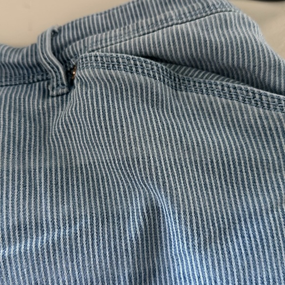 Gently worn super cute short capris! Size 20 - Picture 5 of 5